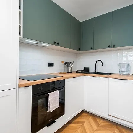 Apartment Kairos - Szafir - Darmowy Parking, Scisle Centrum Gliwice
